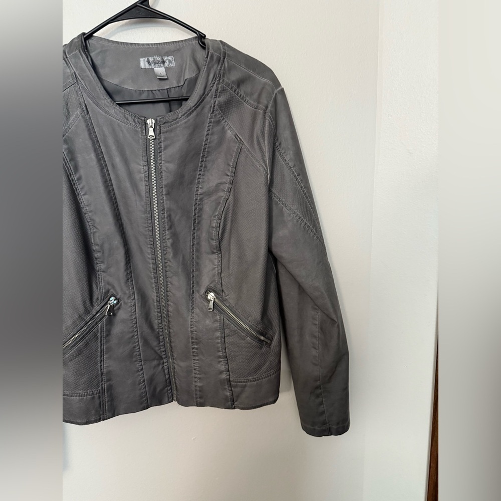 dressbarn Gray Bomber Jacket - Picture 3 of 13
